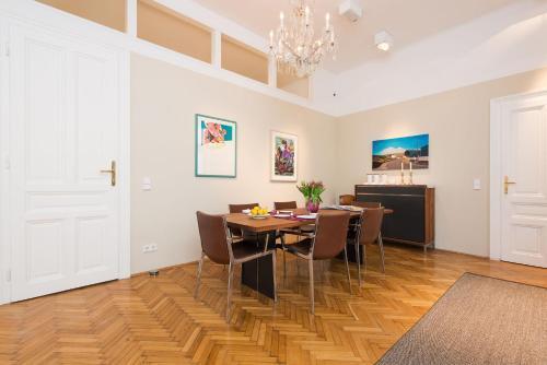 Rosa Linde - Comfort Rooms Vienna Exterior photo